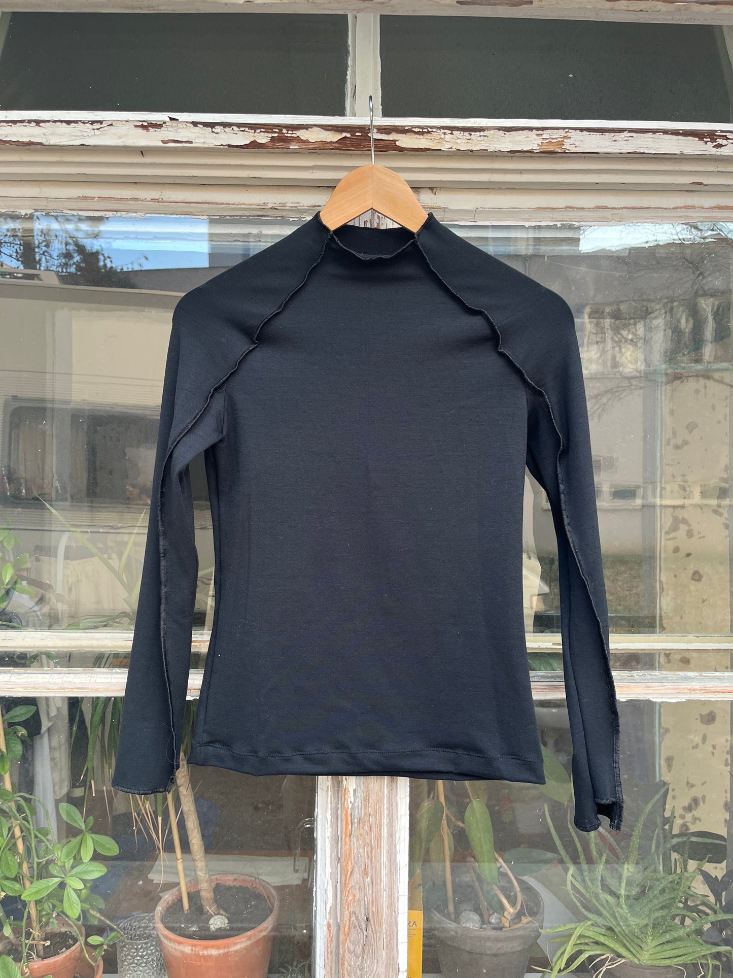 Merino Turtleneck WOMEN black