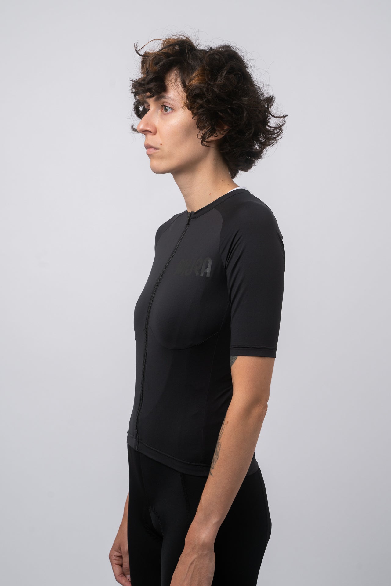 Women's Black on Black Recycled polyamide Jersey Short Sleeve
